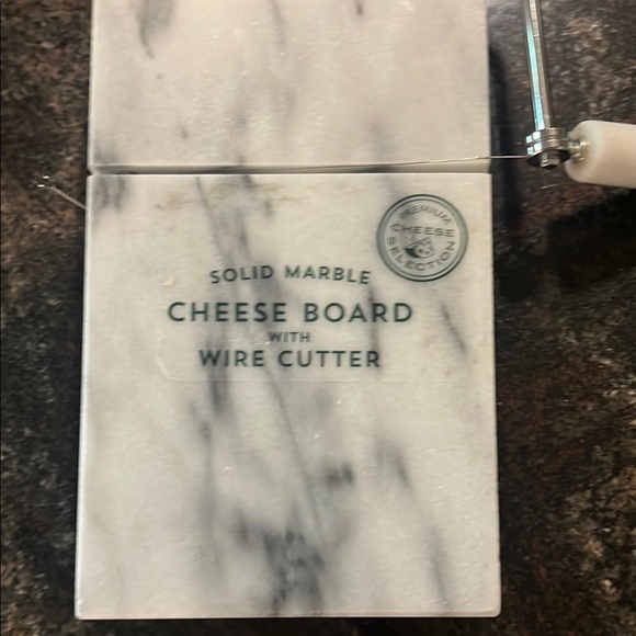 Marble Cheese Board with Wire Cutter - Picture 12 of 14
